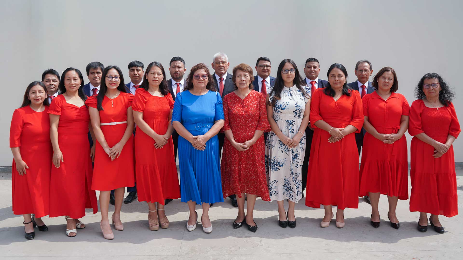 Estudiantes de la Escuela Bíblica y Discipulado ESBYD